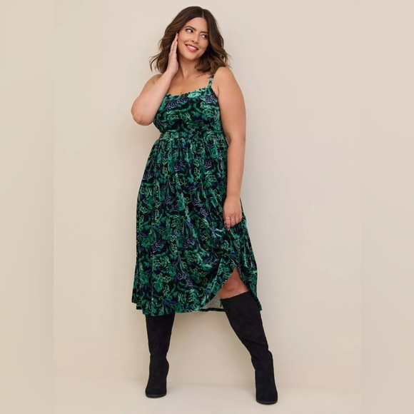 torrid Dresses & Skirts - Torrid Whimsigoth Forest Green Floral Velvet Skater Midi Dress Goblincore Earthy